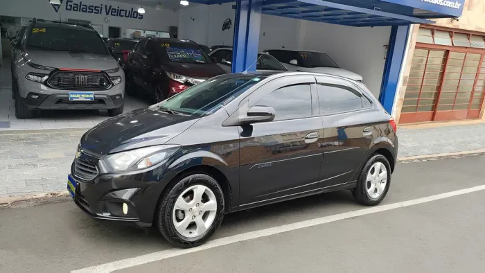 Chevrolet Onix Hatch LT 1.4 8V Flex Mec. 4P 2019