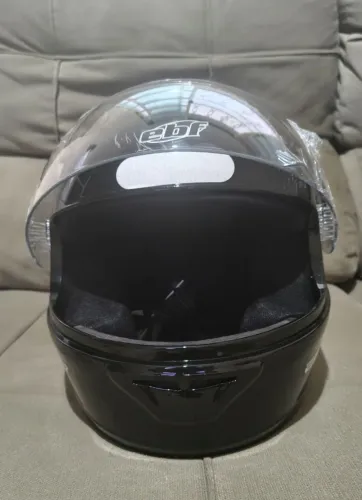 Capacete