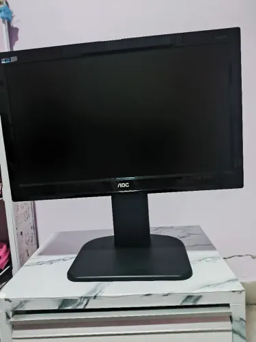Monitor AOC 20 polegadas VGA DVI