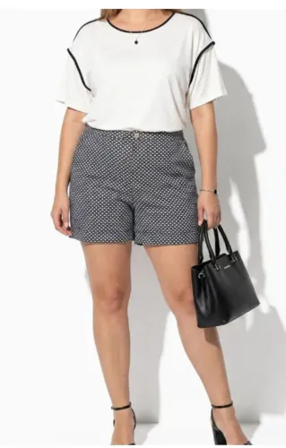 Short estilo alfaiataria feminino xadrez 