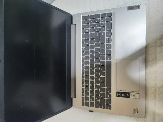 Lenovo Ideapad 3