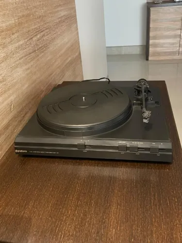 Toca discos de vinil GRADIENTE Full Auto Belt-Drive Turntable BDT-3.0