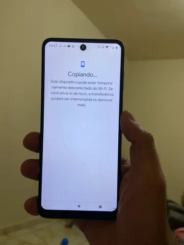 Vendo motoG22 dois anos de uso, condições: tela trincada, mas display ok