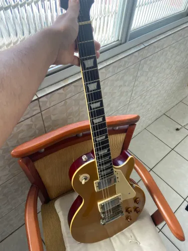 Guitarra Epiphone les Paul Gold Top 