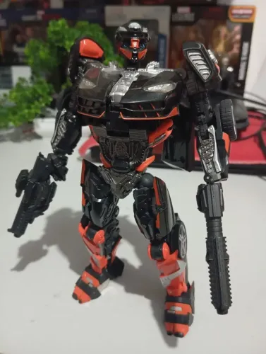 Transformers hot round