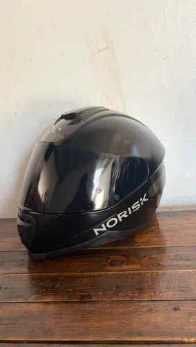 Capacete