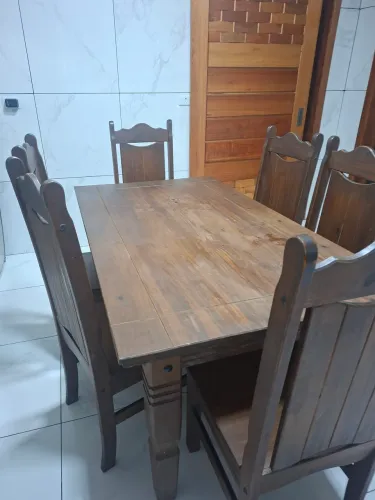 Mesa de Madeira 6 lugares ótimo estado
