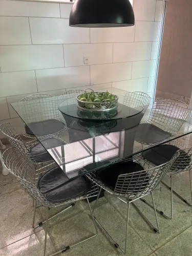 Mesa 8 cadeiras vidro e inox tampo giratório