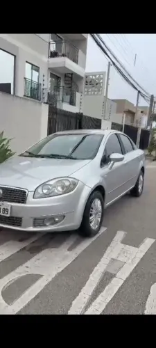 Fiat Linea Essence Dualogic 1.8 Flex 16V 4P 2013