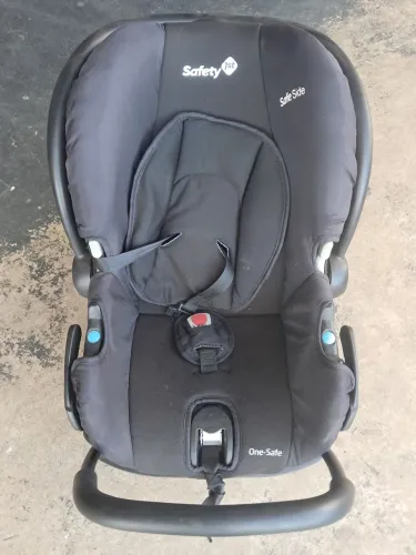 Cadeira para criança no carro