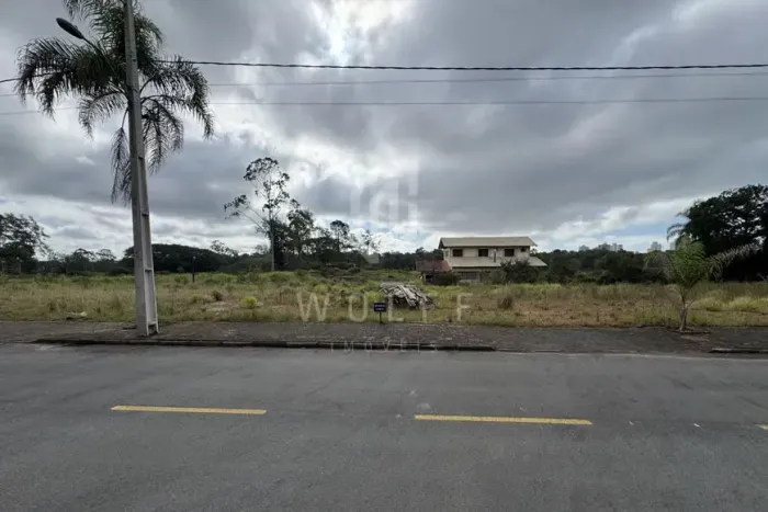 JD1548 - Loteamento Jardim dos Sombreiros - Terreno de 360m² em Balneário Piçarras/SC