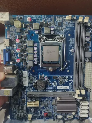 Placa Mãe H61 Lga 1155 + i3 3240