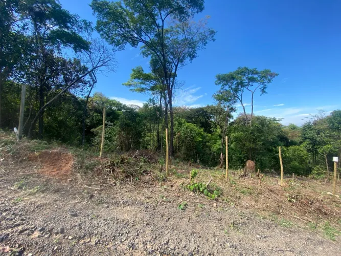 Lote em Serra negra próximo ao alfa ville Betim