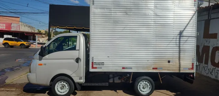 Baú Rodobem 3.10 comprimento 2.80 altura 1.80 largura
