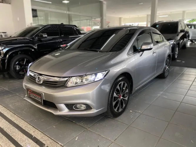 Honda Civic Sedan LXS 1.8/1.8 Flex 16V Aut. 4P 2014