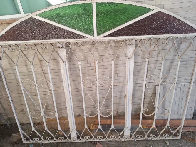 Vendo Janelas colonial completas de 150 x 120 