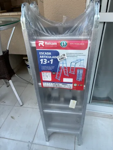 Escada articulada 13x1 4,10m NOVA NO PLÁSTICO