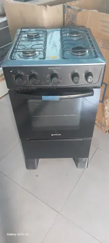 Fogão 4 bocas preto mesa inox