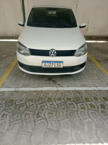 Volkswagen Fox 1.0 MI Total Flex 8V 5P 2014