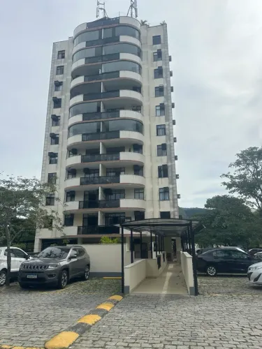 Alugo cobertura duplex no Recreio dos Bandeirantes