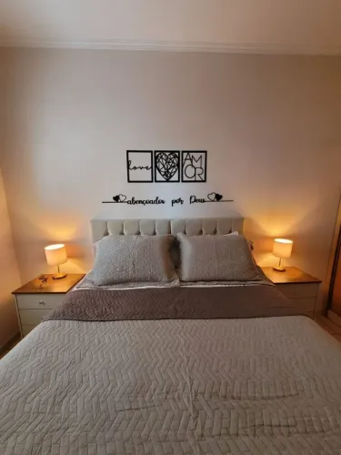 Cama Box Baú e Colchão Queen Size