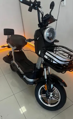 Scooter elétrica