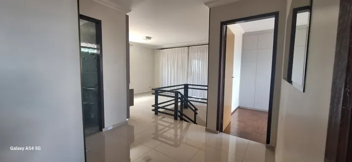 Apartamento duplex à venda com 258 m2 - 3 quartos no Ed. Aquarela, Centro - Campo Mourão