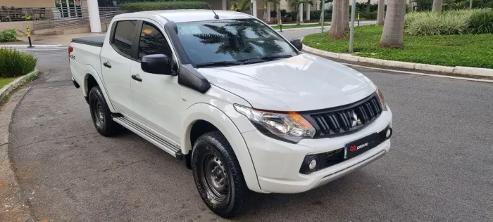 Mitsubishi L200 Triton Sport GL 2.4 Diesel 2024