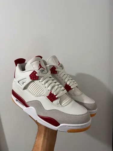 Nike Air Jordan 4 Versity Red 43 Exclusivo