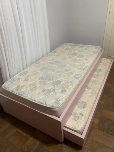 Bicama solteiro com cama auxiliar em madeira