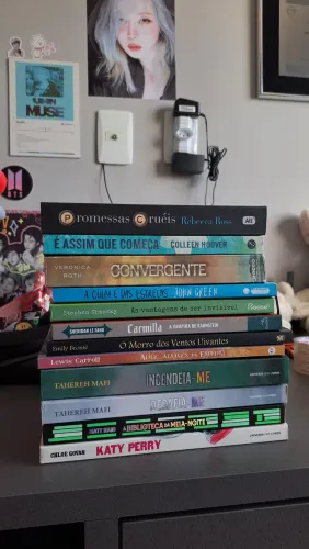 Desapega de livros.