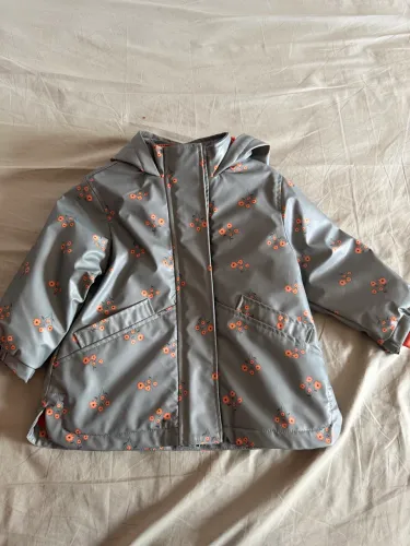 Casaco/capa de chuva Zara