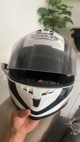 Capacete HELT