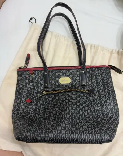 Bolsa couro legítimo Vitor Hugo preta