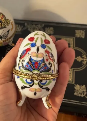 Ovo de porcelana chinesa bibelô