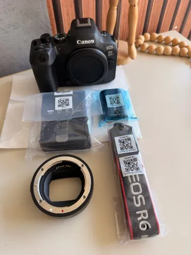 Câmera CANON R6 Mark ii + Adaptador . Nova