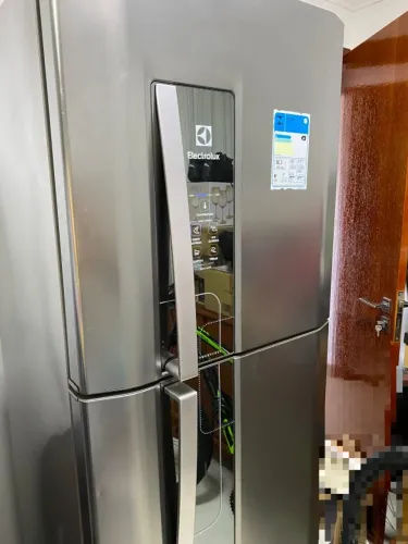 GELADEIRA INOX 400 LITROS .