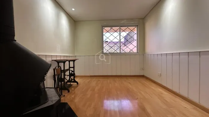 Casa para alugar em Cajuru, Curitiba