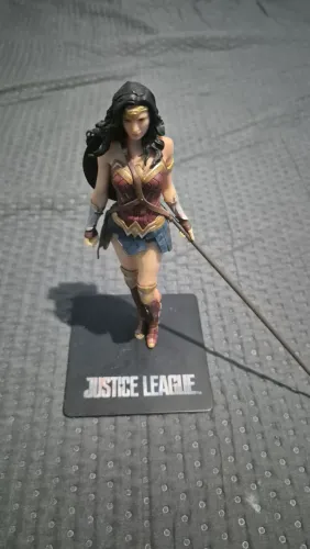Boneco Mulher Maravilha