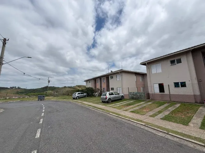 Apartamento com 2 dormitórios para alugar, 40 m² por R$ 1.378,00/mês - Nogueira - Guararem