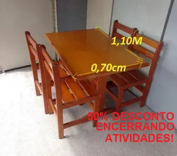 Conj Mesa + 4 Cadeiras Madeiras 50% Desc à Vista