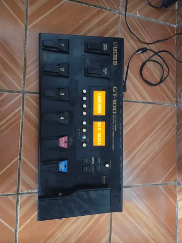 Bossgt100