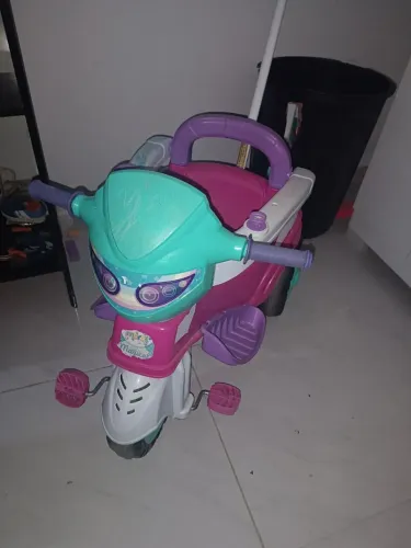 Carrinho de passeio infantil menina