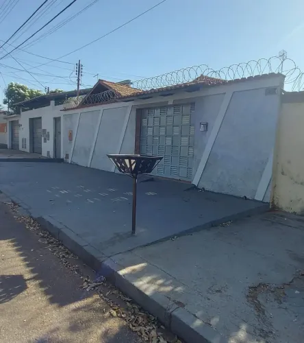 Térrea á venda com 3 quartos no Setor Vila Morais - Goiânia - GO