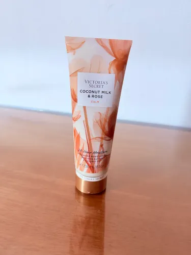 Creme Victoria secret novo original 