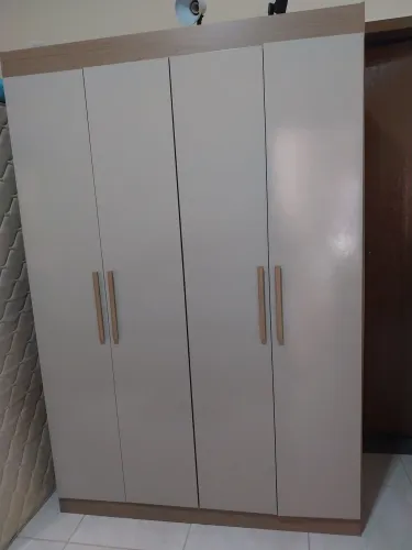Vendo Armário