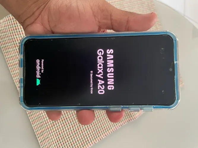 Celular A20 32 Gigas usado com condições ótima