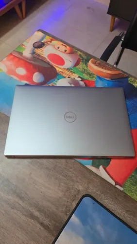 Notebook Dell Precision 5560 Core i9-11950H 11ª Geração - 32GB RAM | SSD 1TB | 4K Touch