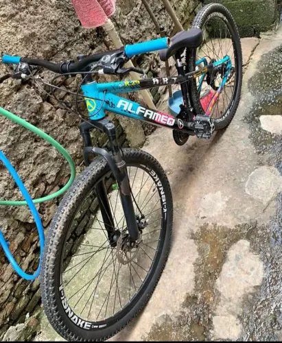 Bike esportiva a Venda 