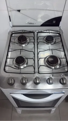 VENDO FOGÃO 4 BOCAS
